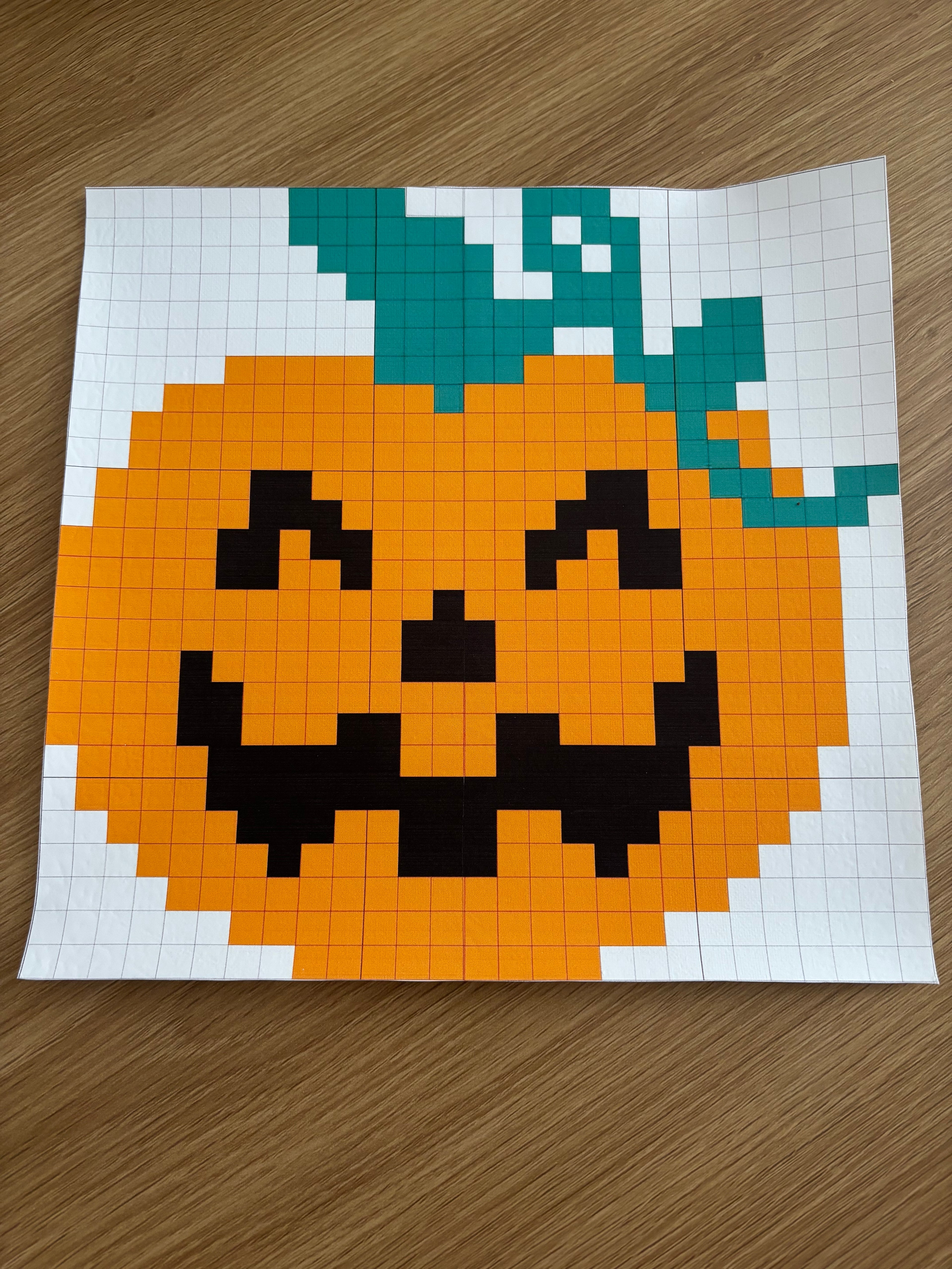 🎃 Pixel Art Abóbora – Tela 26,5x27,5 cm com Blocos 10x10x5 cm