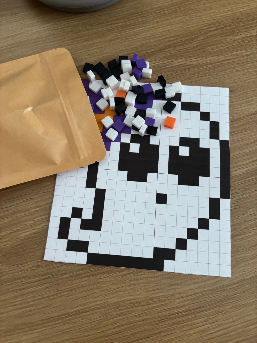 👻 Pixel Art Fantasma – Tela 19,5x17,5 cm com Blocos 10x10x5 cm